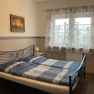 Pension&hostel Anna - Monteurzimmer Hostal