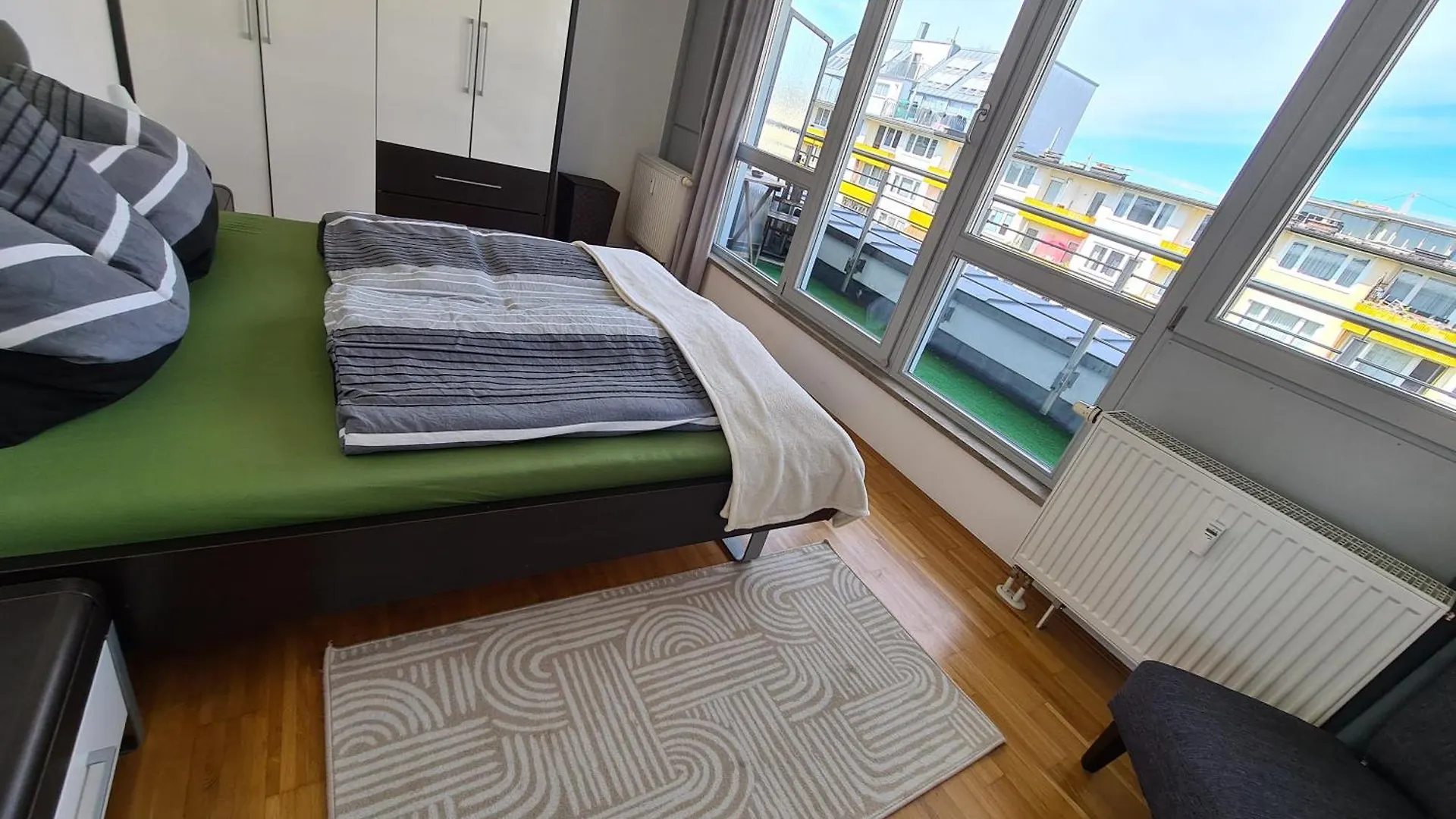 Ridler Theresienwiese, Parking & Rooftop Terraces 2 Room Munich 0*,  Germany